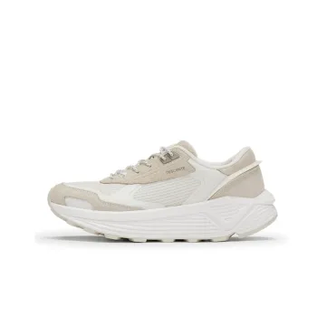 DESCENTE DUALIS Slip Resistant And Breathable Low Top Casual Shoes Women's Cream