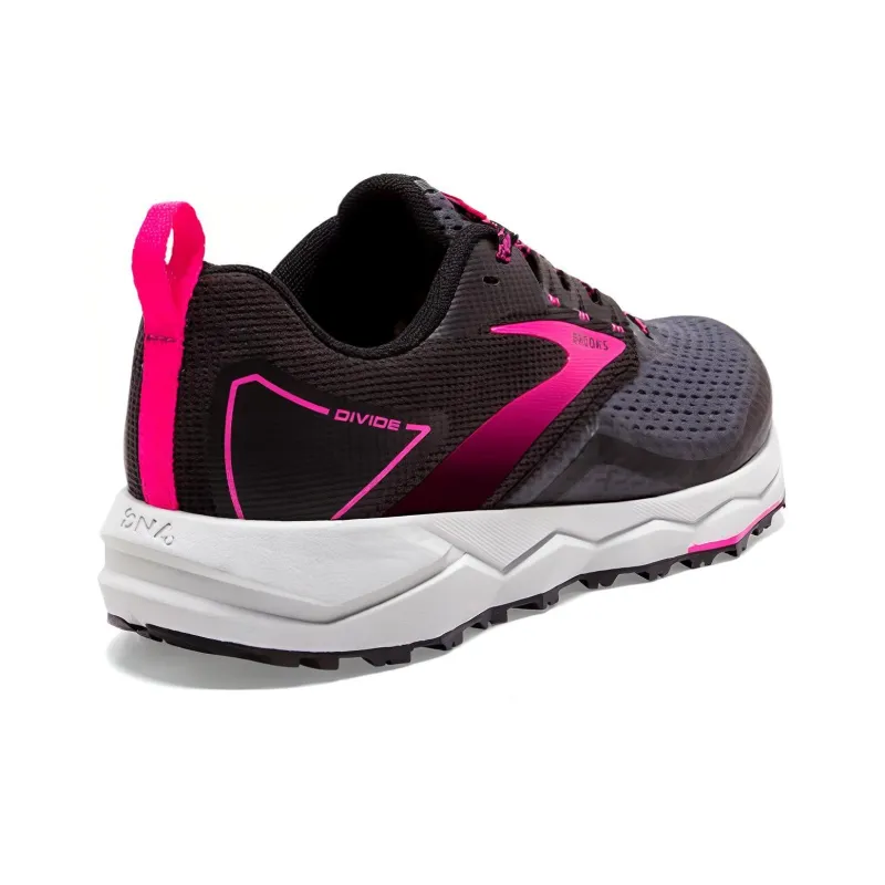 Brooks Women's Divide 2 'Black Pink'-3