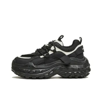 TATA Chunky Sneakers Women's Low Top Solid Color