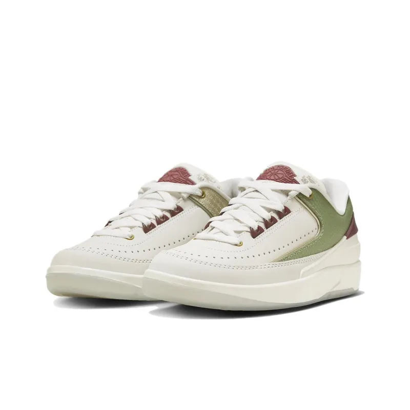 Jordan Air Jordan 2 Chinese New Year Wear-Resistant Low-Top Vintage Basketball Shoes Men's White Green-2