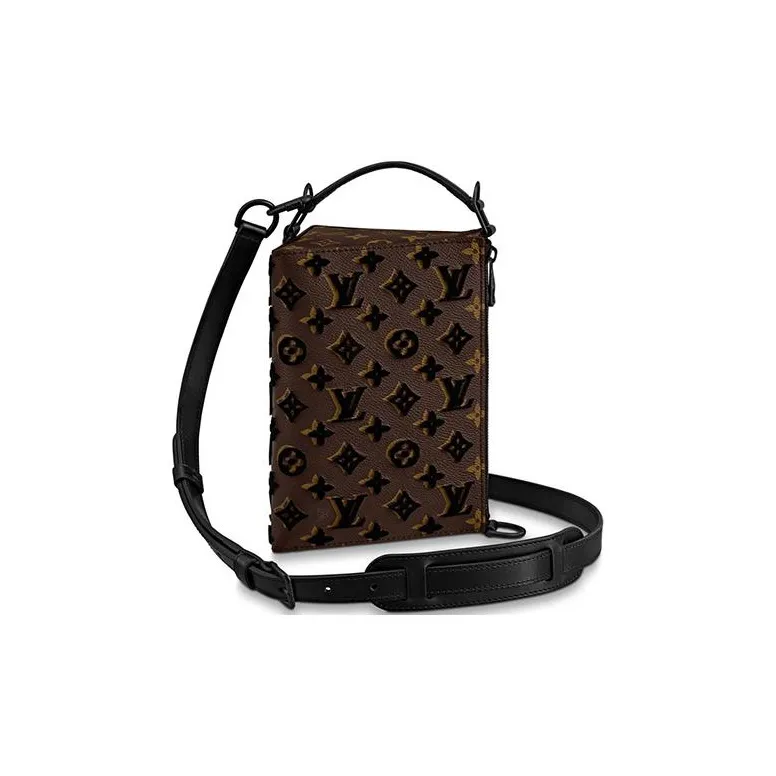 LOUIS VUITTON Triangle Messenger Monogram Tuffetage Black-4