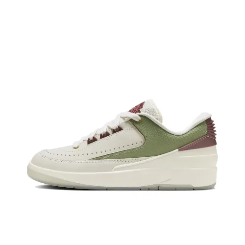 Jordan Air Jordan 2 Chinese New Year Wear Resistant Low Top Vintage Basketball Shoes Men's White Green
