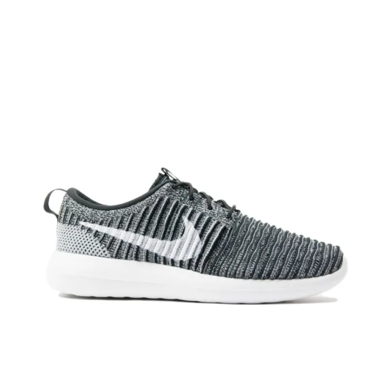 Nike Roshe Two Flyknit Oreo-1