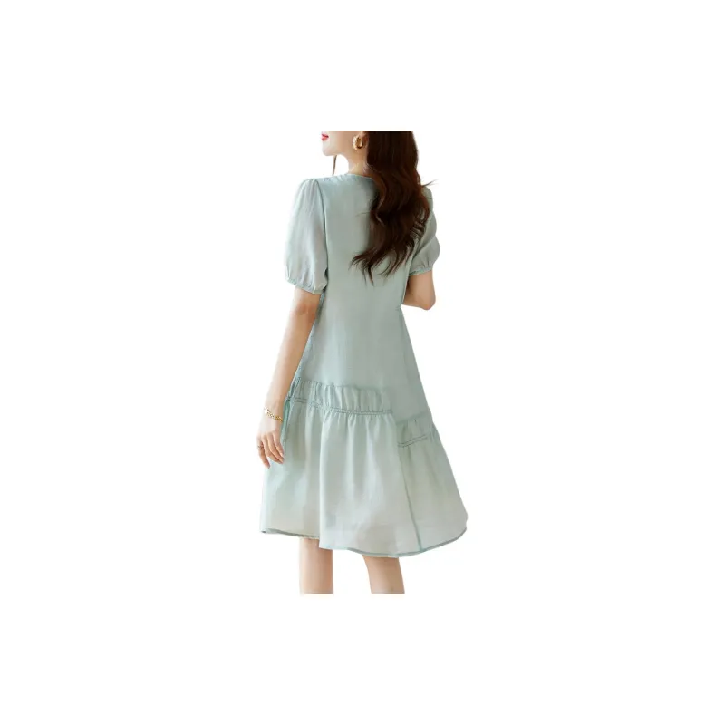 Still Quiet Short Sleeved Dresses Women's Light Green-1