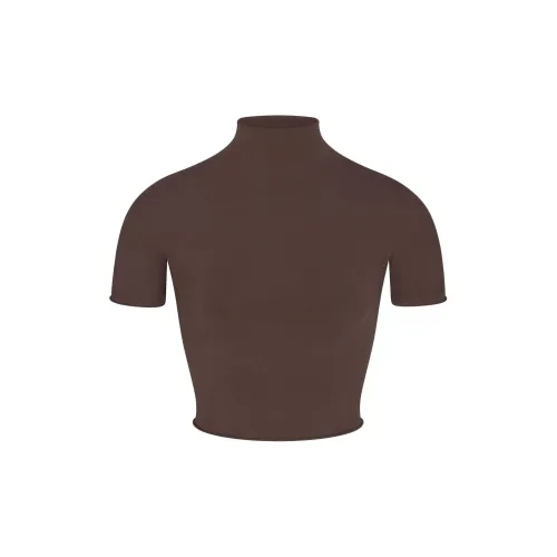 Skims T-Shirts Women's ESPRESSO/Dark Coffee Color