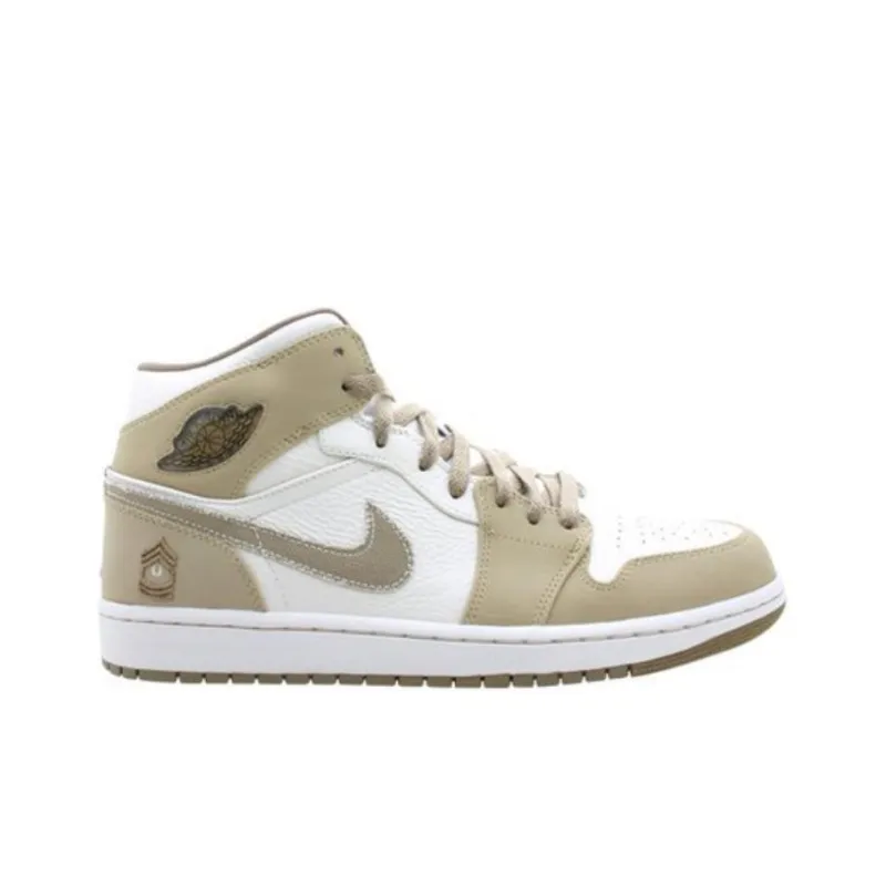 Jordan 1 Retro Armed Forces Pearl White-1