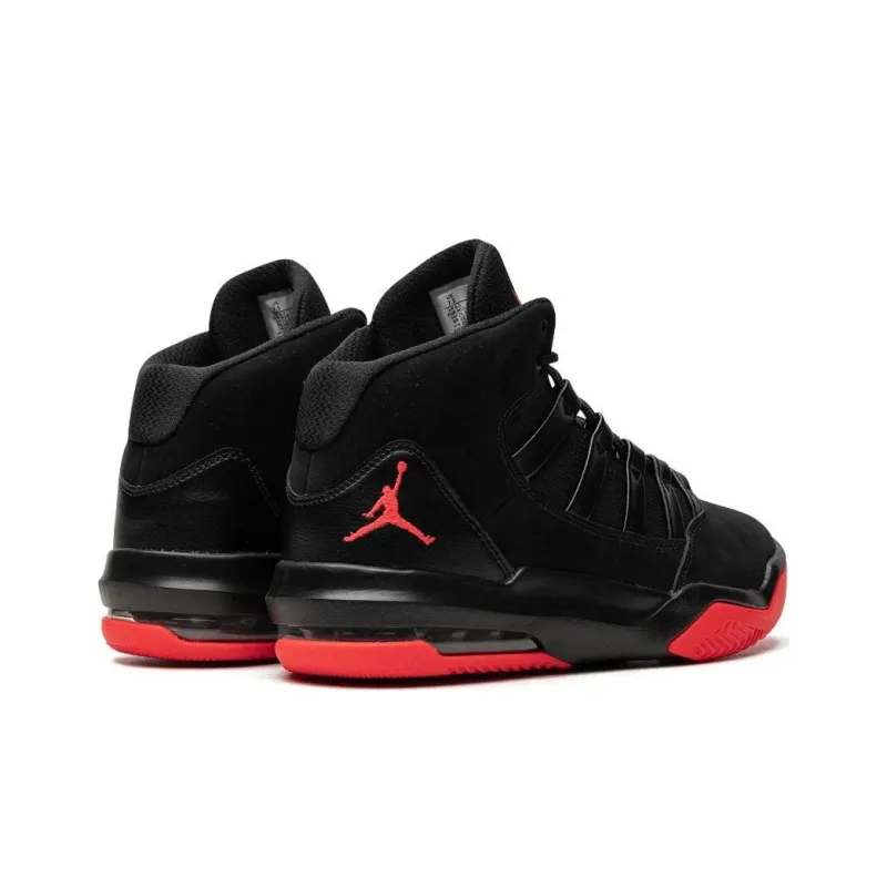 Jordan Max Aura Black Infrared-3