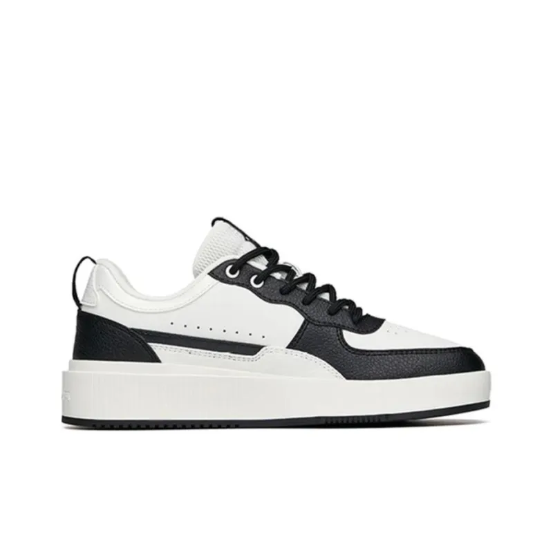 ANTA Women's Milk-in-Water Skate 'White Black'-1