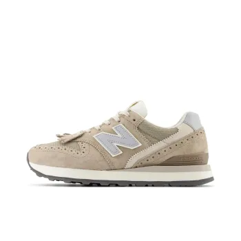 New Balance Cushioning, Wear Resistant Low Top Running Shoes Women's Brown Gray