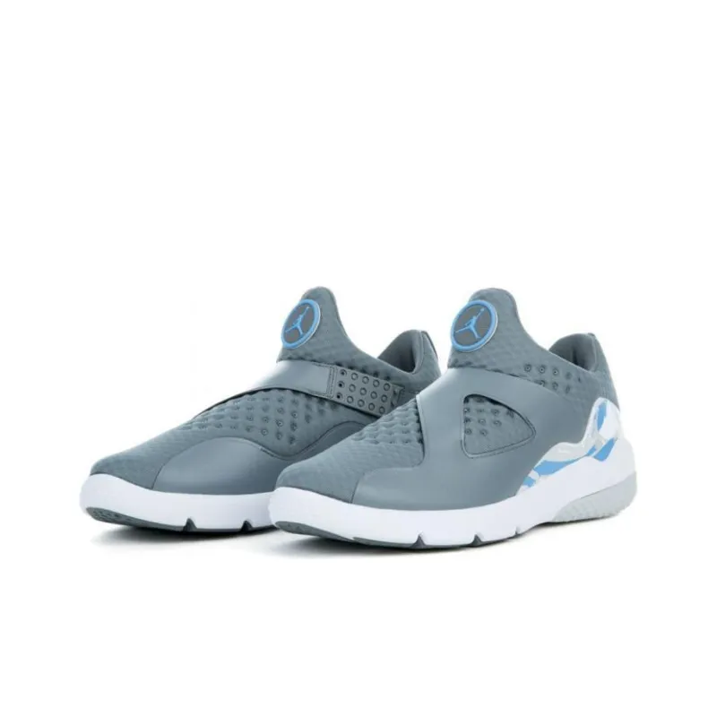 Jordan Trainer Essential Cool Grey-2