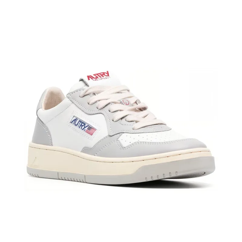 AUTRY Medalist Low Leather 'White Grey And Red Logo' Women's-2
