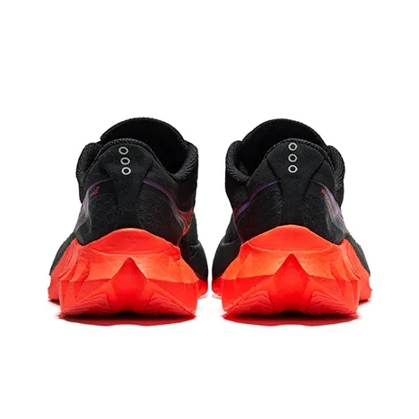 Saucony Endorphin Pro 4 Black Vizired Women's-3