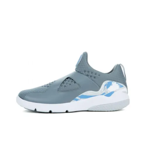 Jordan Trainer Essential Cool Grey