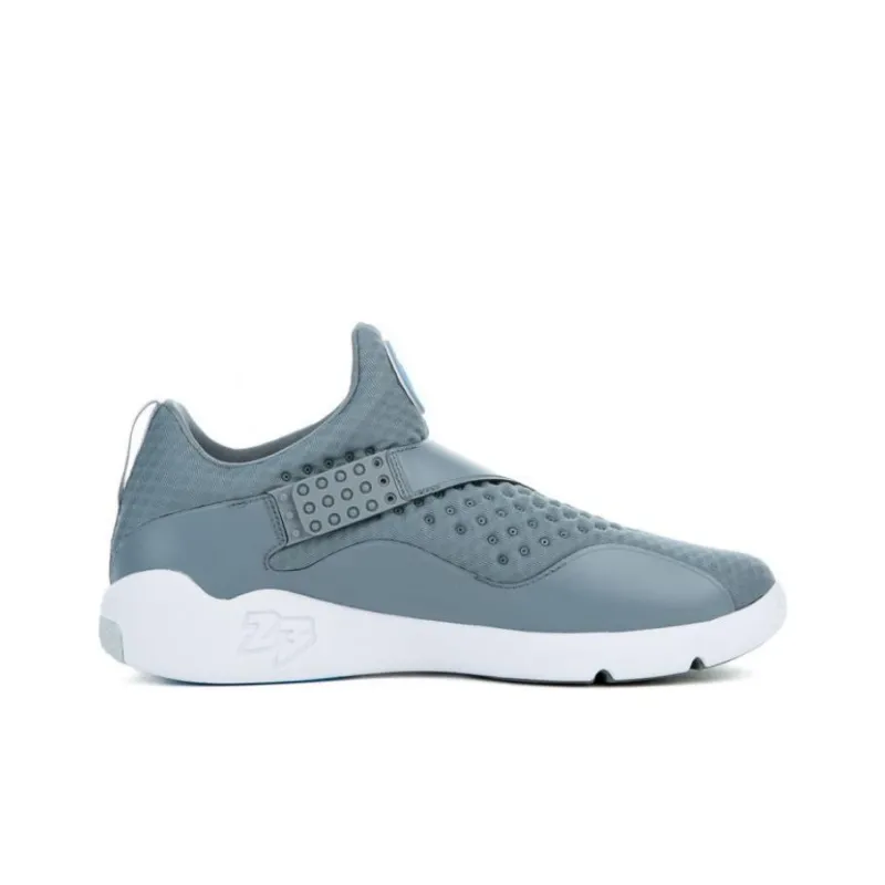 Jordan Trainer Essential Cool Grey-1