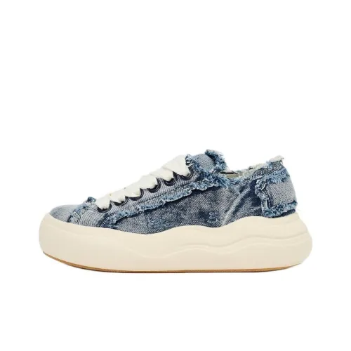 ZARA Low Top Skateboard Shoes Women's Blue White