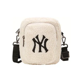 MLB Polar Fleece Wool Small Square Bag Shoulder Bag Crossbody Bag Mini Women's White