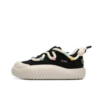 URTA Greedy Snake Collection Low Top Skateboard Shoes Women's Black