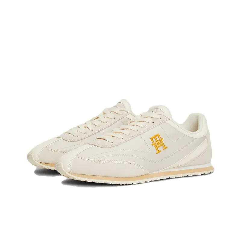 Tommy Hilfiger Low-Top Casual Shoes Women's Beige-1