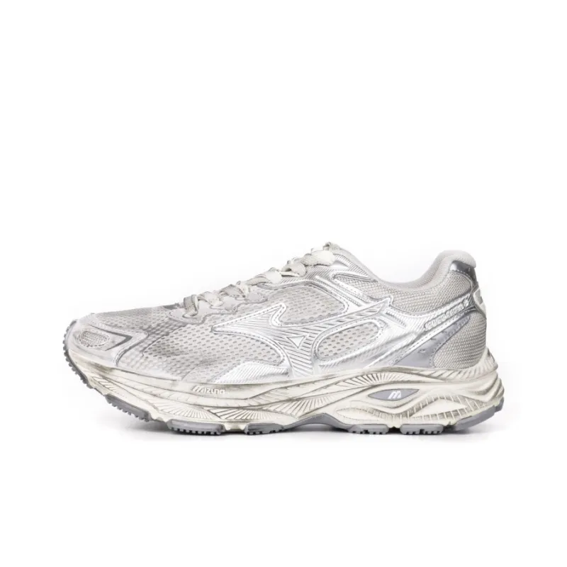 Mizuno Racer S 'White Metallic Silver'-0