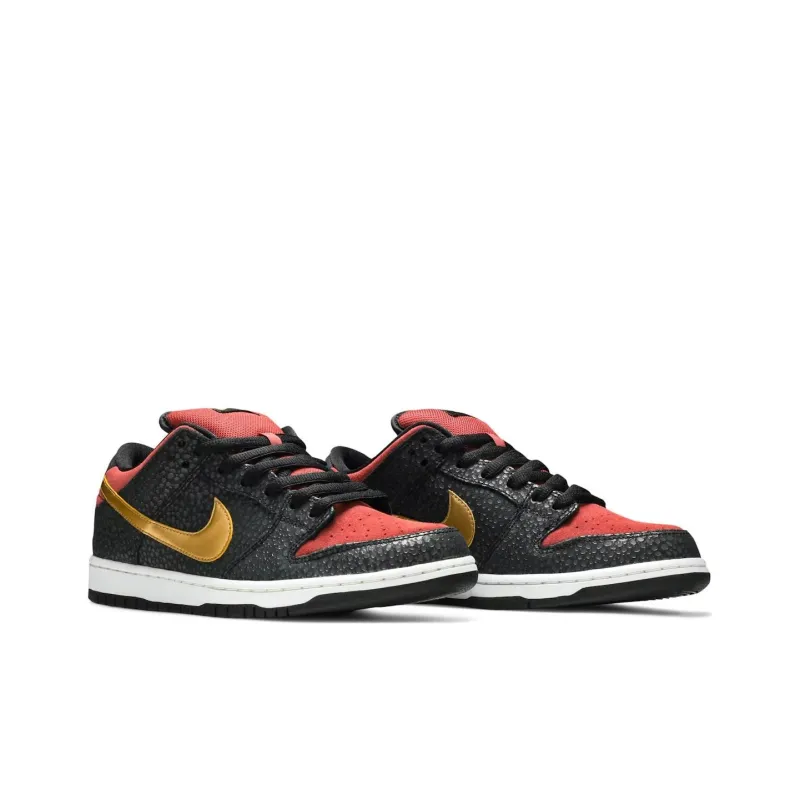 Nike SB Dunk Low Walk Of Fame Brooklyn Projects-1