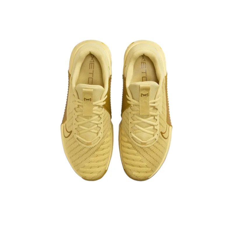 Nike Metcon 9 'Saturn Gold'-3