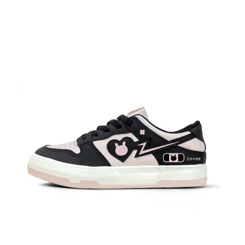 A&M Skateboard Shoes Women's Low-Top Pink