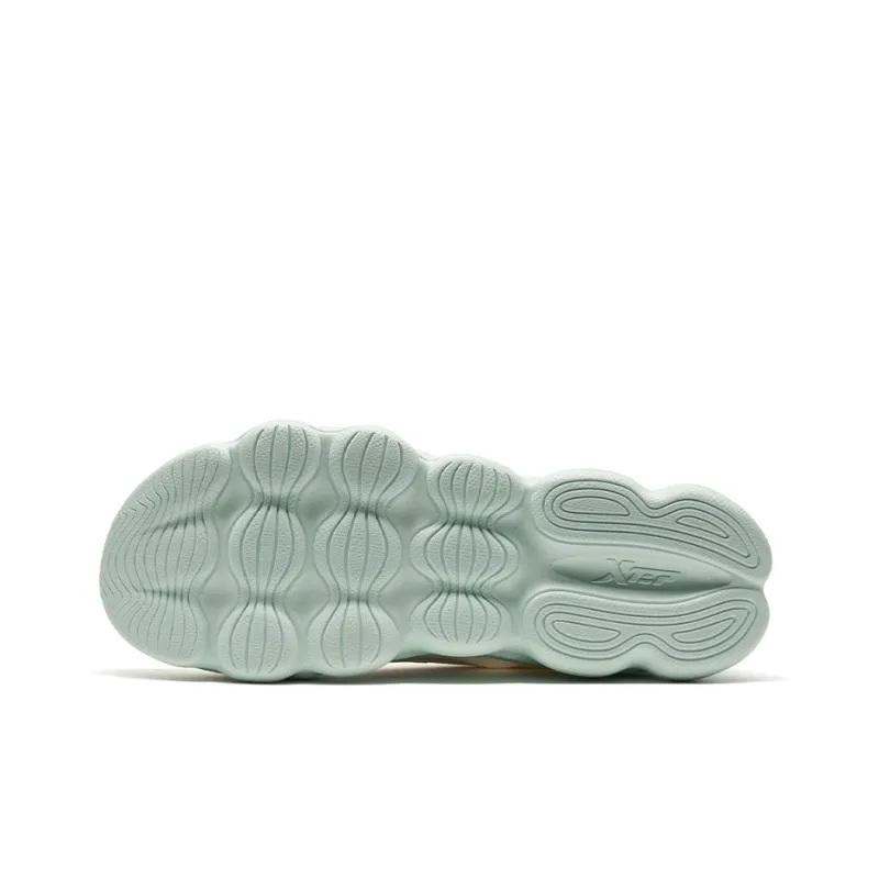 XTEP Tigger Shoes Cushioning And Breathable Low Top Running Shoes Men's Sail White/Sea Foam Green-6