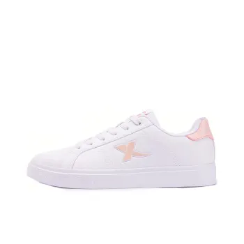 XTEP Coverage Cushioning Lightweight Low Top Skateboard Shoes Women's White Light Pink