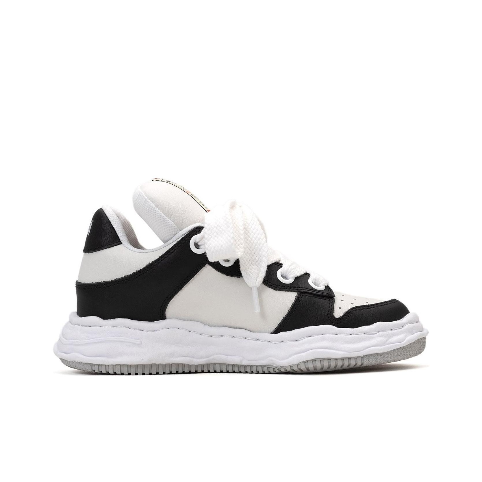 MIHARA YASUHIRO Wayne Puffer Lace-Up Sneakers Black White US