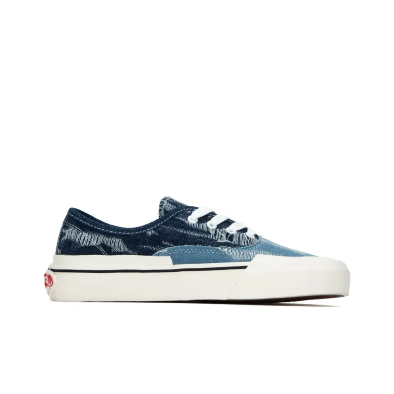 BOBBIE BURNS Low Top Skateboard Shoes Unisex Blue-1