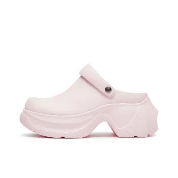 Staccato Closed Toe Slippers Women's