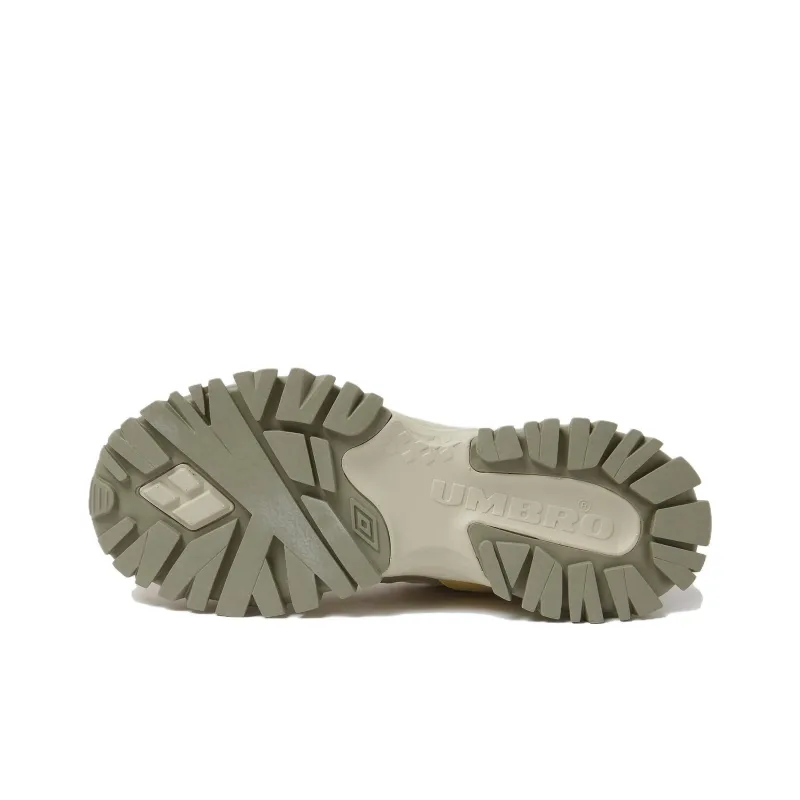 Umbro Bumpy Cushioning, Wear Resistant Low Top Casual Shoes Unisex Yellow Green-4