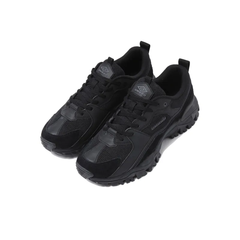 Umbro Bumpy Cushioning, Wear Resistant Low Top Running Shoes Unisex Black-1