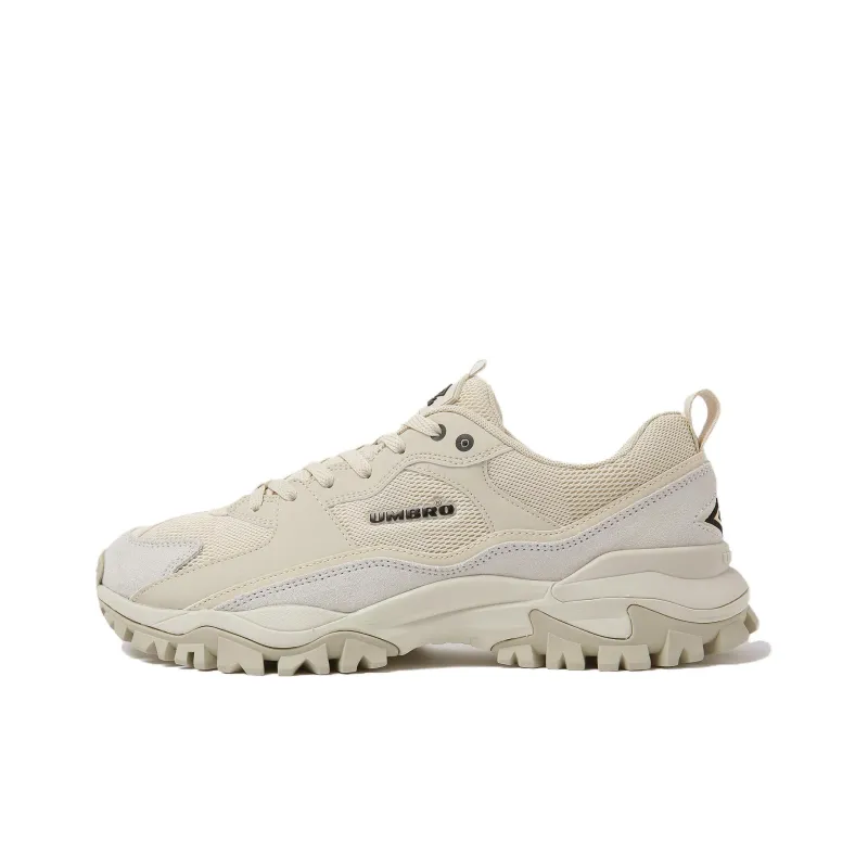 Umbro Bumpy Cushioning, Wear Resistant Low Top Casual Shoes Unisex Beige-0