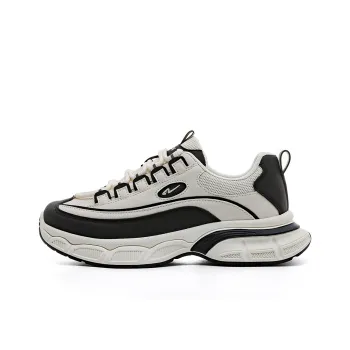 RENBEN Wear Resistant Breathable Lightweight Height Increasing Low Top Chunky Sneakers Women's Beige Black