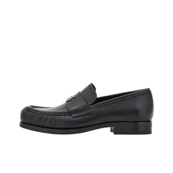 FERRAGAMO Gancini-plaque Leather Loafers