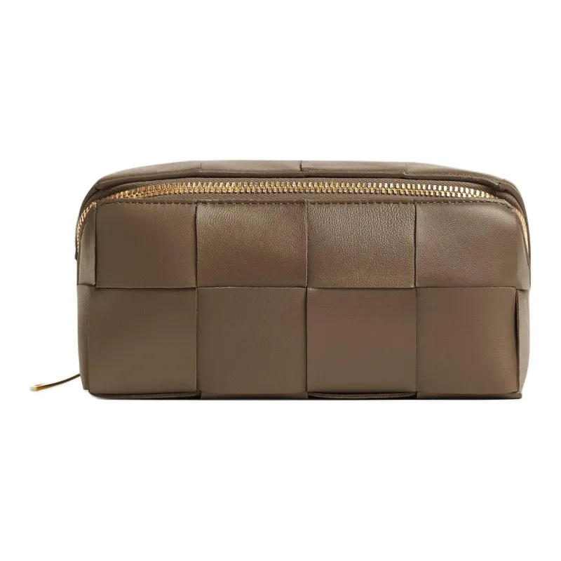 Bottega Veneta Zip Up Wash Bag-1