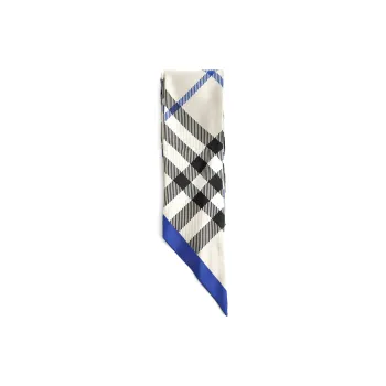 Burberry House Check Pointed Tip Scarf