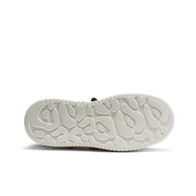 Coup De Foudre Mid-Top Skateboard Shoes Women's-9