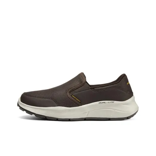 Skechers Equalizer 5.0 Casual Shoes Men Low-Top Brown