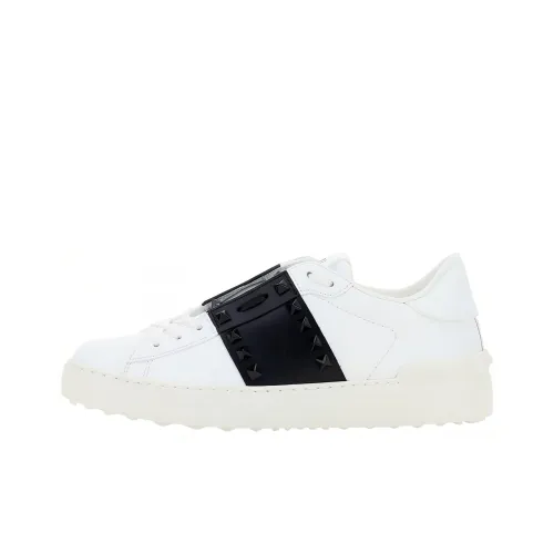 Valentino Garavani Rockstud Untitled Leather Sneakers