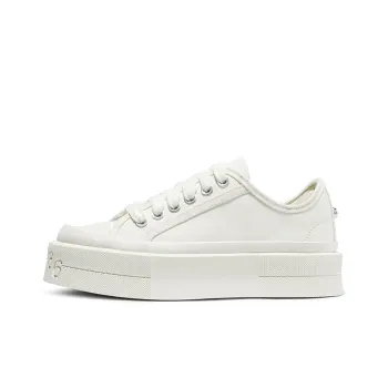 Coup De Foudre Low-Top Skateboard Shoes Women's