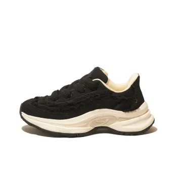 W/O DELAY Chunky Sneakers Unisex Low Top Black