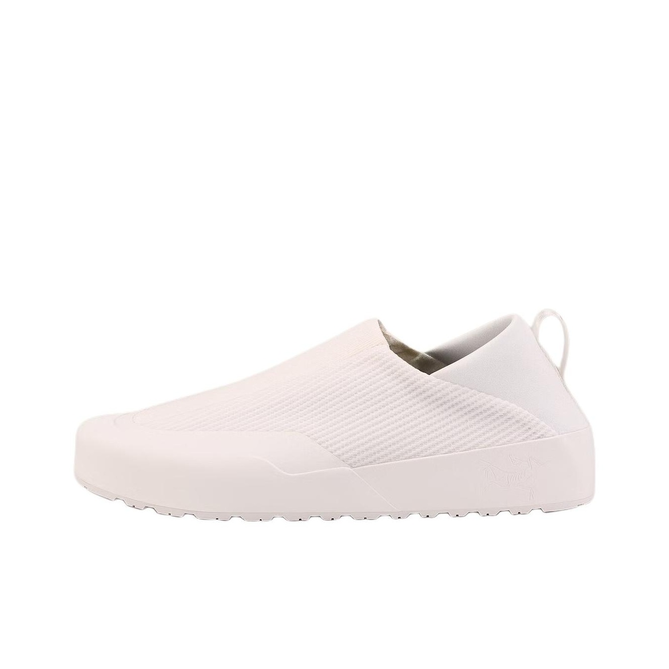 スニーカー Arc'teryx Sneakers & Slip-On White Arcteryx White Trendy Sneakers Casual Shoes on Sale