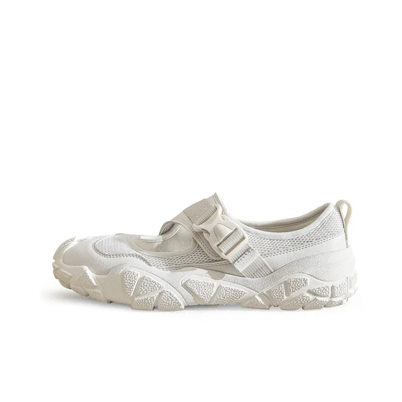 Joy&Mario Breathable And Lightweight Low Top Casual Shoes Women's-0