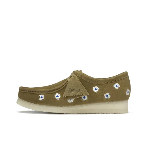 clarks Wallabee Floral-embroidered Boat Shoes