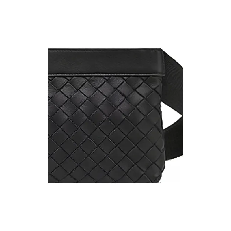 Bottega Veneta Classic Intrecciato Crossbody Black-4