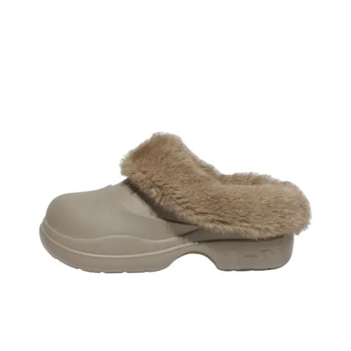 Rockfish Weatherwear Closed Toe Slippers Women's