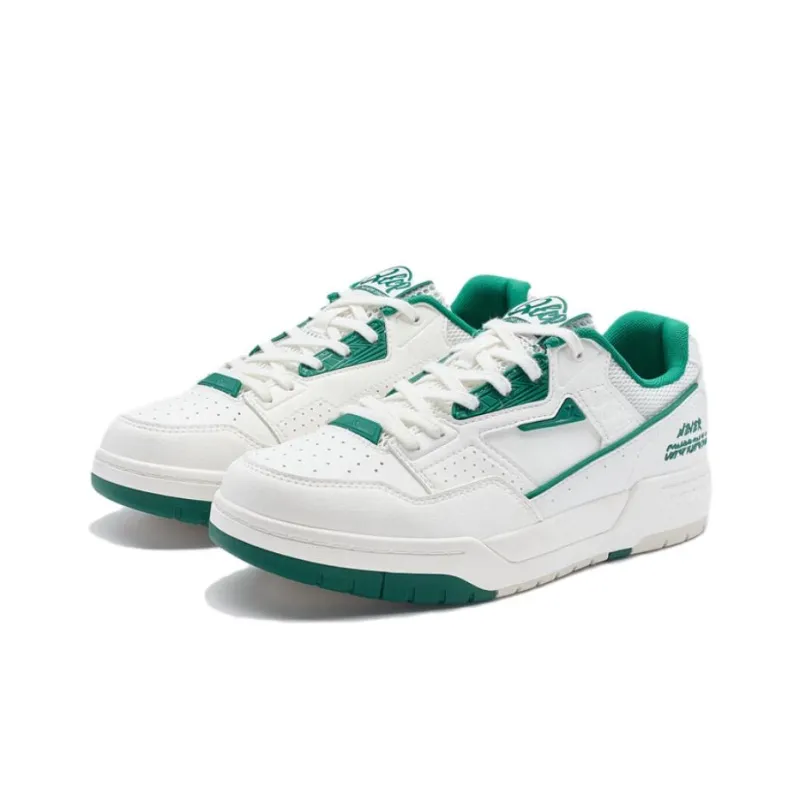 XTEP Anti Slip And Wear Resistant Breathable Low Top Skateboard Shoes Women's White Green-1