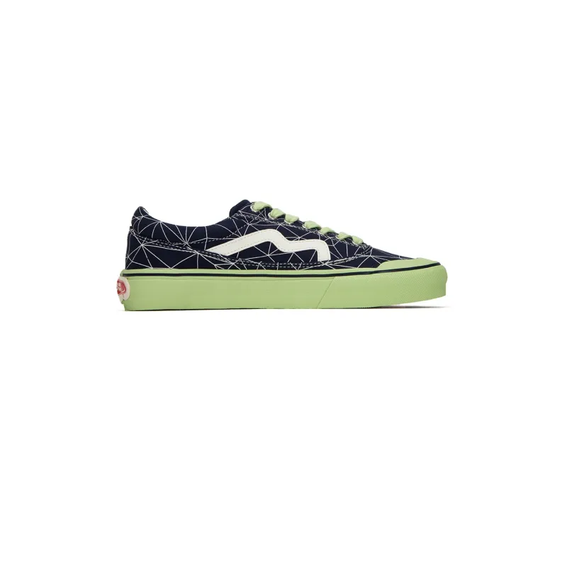 BOBBIE BURNS Anti Slip Wear Resistant Low Top Canvas Shoes Unisex Navy Blue-1